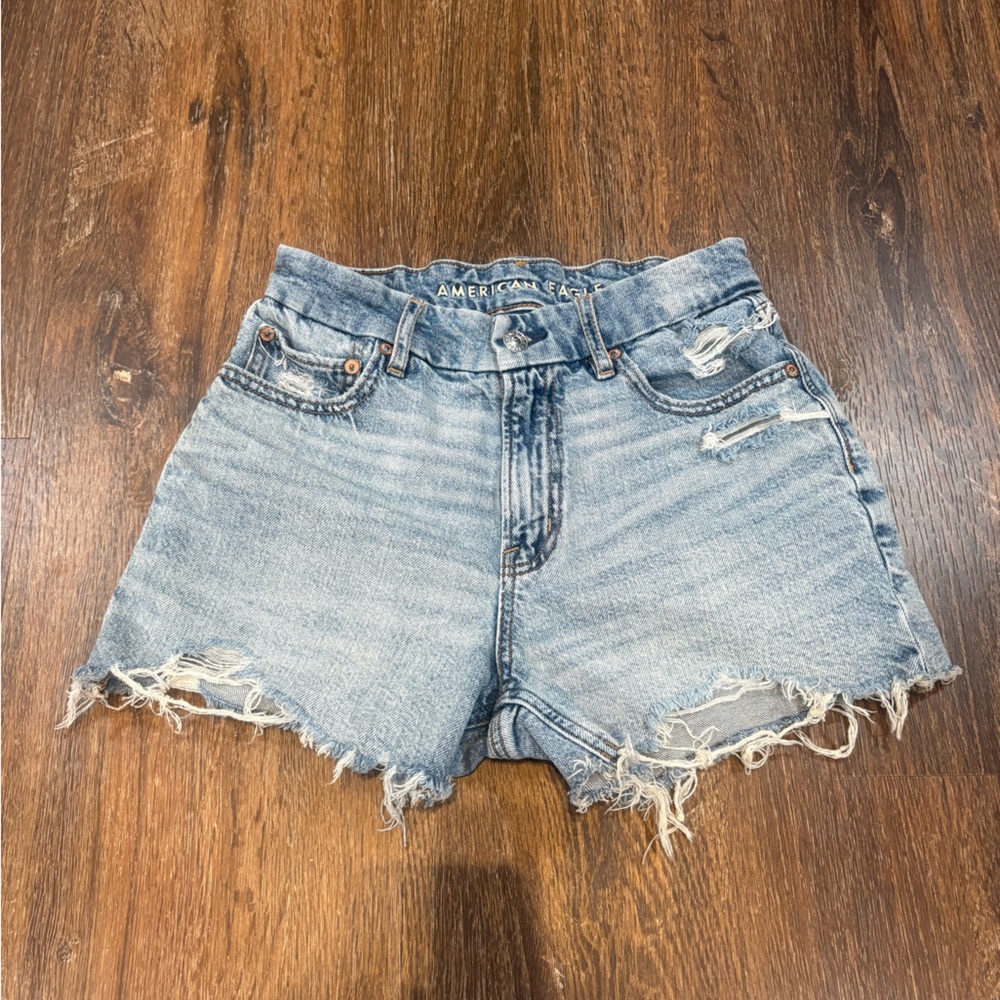 American Eagle Curvy Relaxed Denim Short
